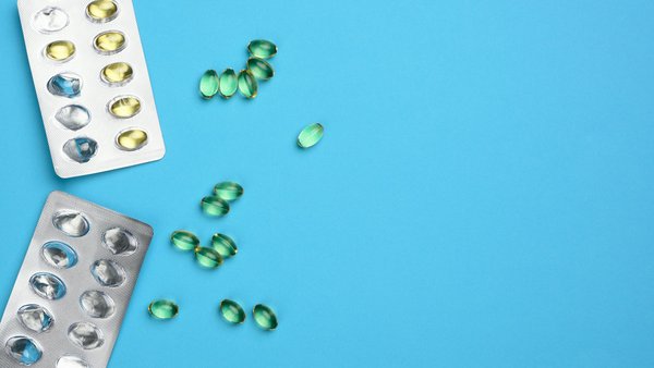 Cosmétiques et compléments alimentaires pour une peau éclatante